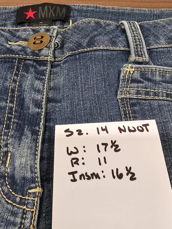 MXM Cropped Denim Capri Jeans Size 14 Blue Button Detail Y2K Style Festival - Picture 11 of 11